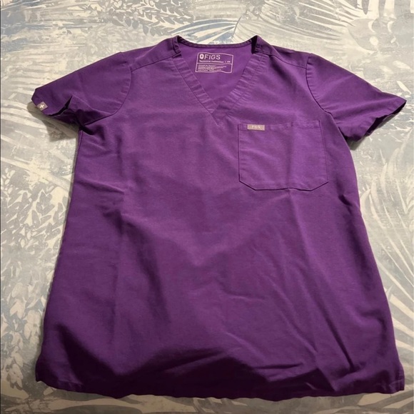 Scrubs bundle - Picture 2 of 4